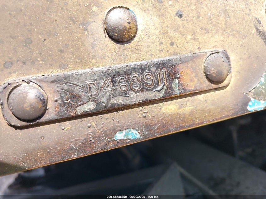 2018 Peterbilt 389 VIN 1XPXD49X7JD468911 IAAI salvage auction — BURN, Wait Title, sold $8,800 on 2026-08-25 (photo 9)