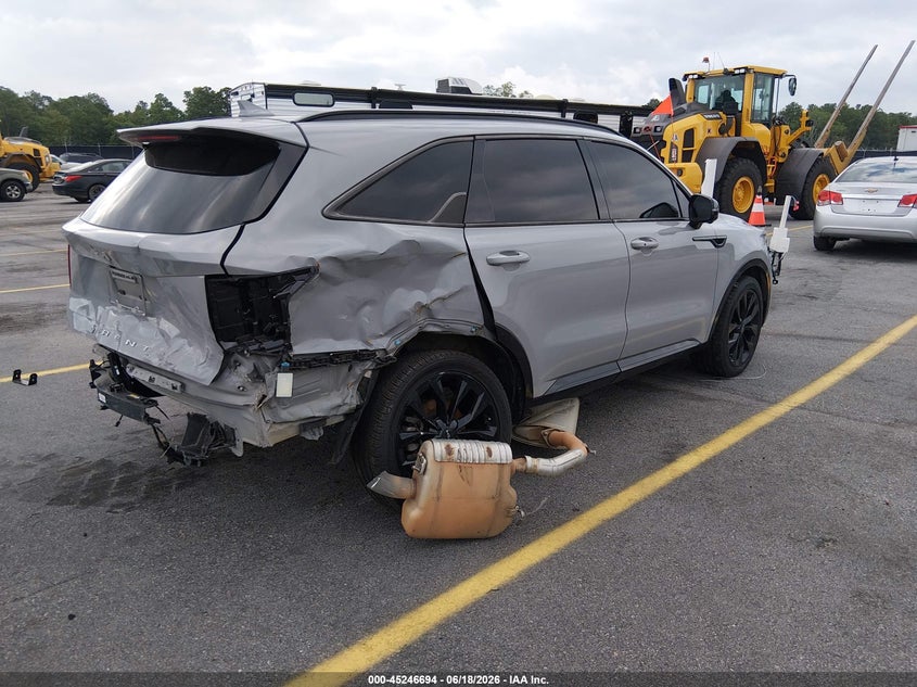 2022 Kia Sorento VIN 5XYRK4LFXNG101735 IAAI salvage auction — REAR END, Salvage (South Carolina), sold $6,700 on 2026-07-08 (photo 4)