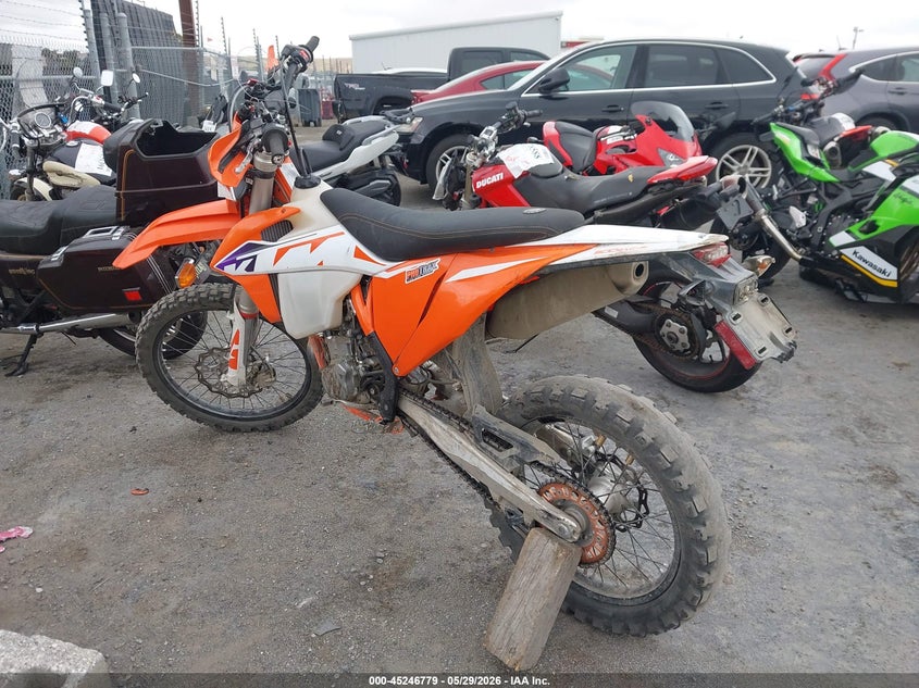 2023 Ktm VIN VBKEXK406PM447473 IAAI salvage auction — THEFT, Salvage Title, sold $725 on 2026-09-27 (photo 3)