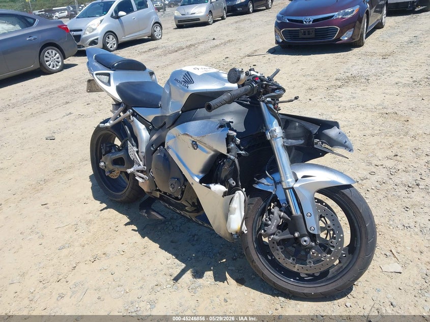 2007 Honda Cbr1000 VIN JH2SC57007M307939 IAAI salvage auction — FRONT END, Clear (Virginia), sold $25 on 2026-07-27 (photo 1)