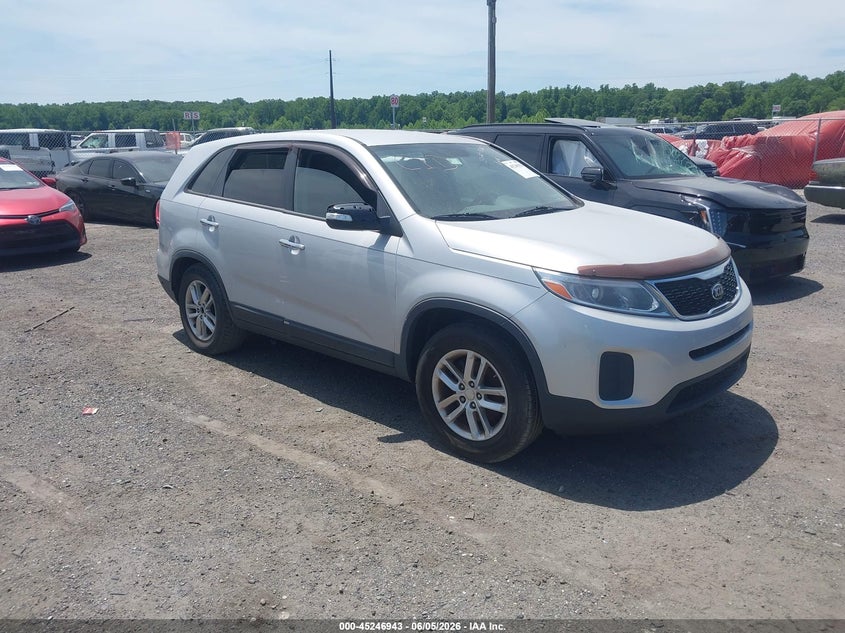 2014 Kia Sorento VIN 5XYKT3A66EG495956 IAAI salvage auction — THEFT, Salvage - Greater Than 75% (Maryland), sold $650 on 2026-07-29 (photo 1)