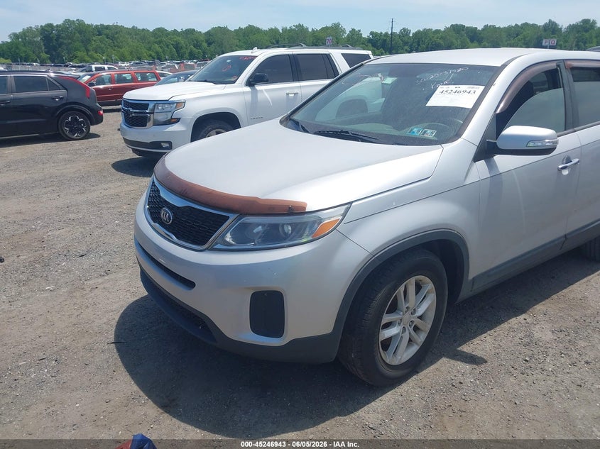 2014 Kia Sorento VIN 5XYKT3A66EG495956 IAAI salvage auction — THEFT, Salvage - Greater Than 75% (Maryland), sold $650 on 2026-07-29 (photo 6)