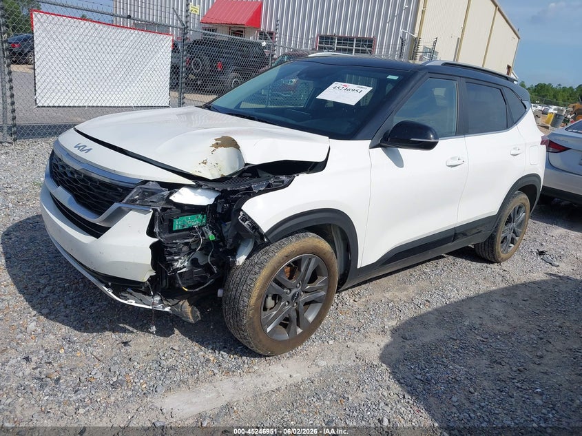 2023 Kia Seltos VIN KNDEU2AA2P7373846 IAAI salvage auction — LEFT FRONT, Salvage (Mississippi), sold $7,000 on 2026-07-17 (photo 2)