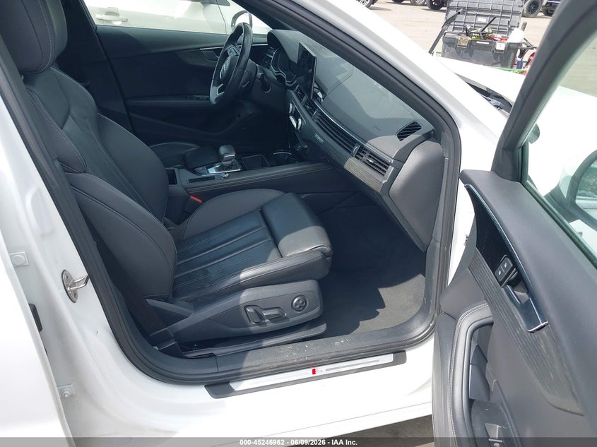 2022 Audi A4 VIN WAUEAAF44NN014543 IAAI salvage auction — HAIL, Salvage (Ohio), sold $1,000 on 2026-07-21 (photo 5)