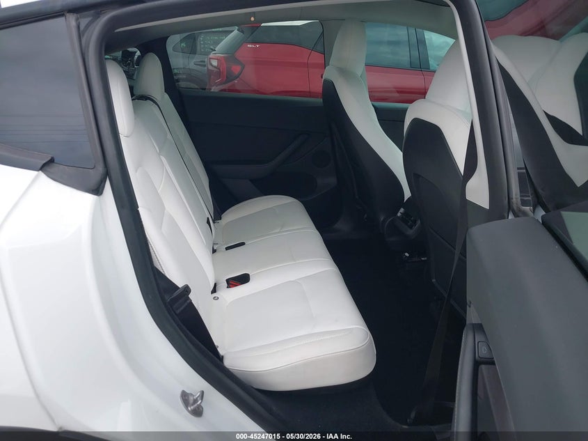 2023 Tesla Model y VIN 7SAYGDEF3PF695026 IAAI salvage auction — RIGHT FRONT, Salvage Title, sold $11,200 on 2026-07-16 (photo 8)