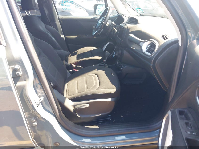 2018 Jeep Renegade VIN ZACCJBBB5JPH52115 IAAI salvage auction — SIDE, Salvage Title, sold $1,775 on 2026-07-20 (photo 5)
