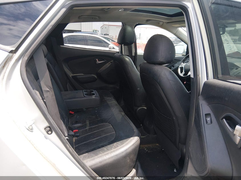 2011 Hyundai Tucson VIN KM8JUCAC4BU228416 IAAI salvage auction — LEFT SIDE, Clear (Oklahoma), sold $2,000 on 2026-08-01 (photo 8)