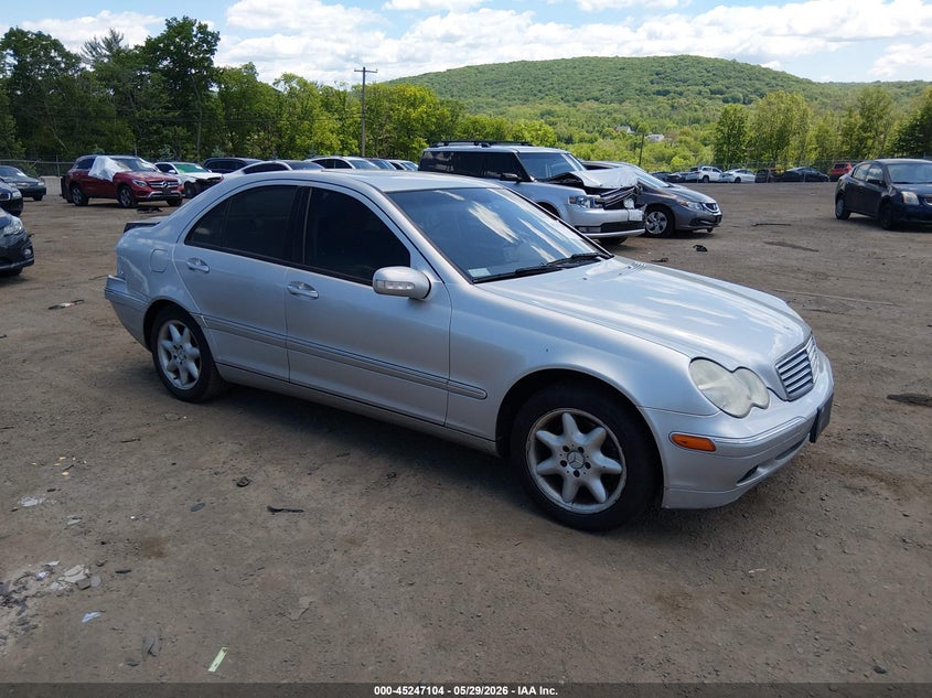 2004 Mercedes-benz C-klasse VIN WDBRF84J54F517917 IAAI salvage auction — REAR END, Salvage (New Jersey), sold $400 on 2026-07-23 (photo 1)