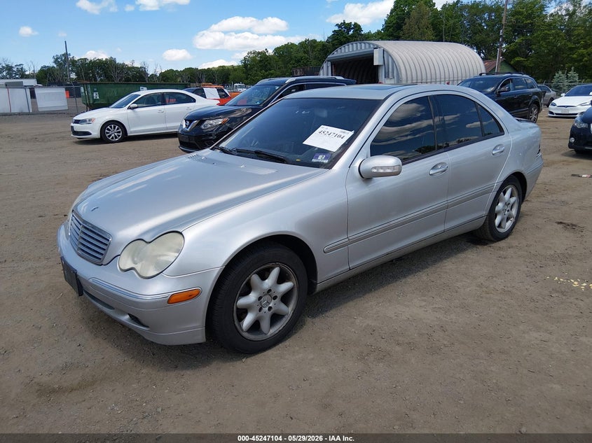 2004 Mercedes-benz C-klasse VIN WDBRF84J54F517917 IAAI salvage auction — REAR END, Salvage (New Jersey), sold $400 on 2026-07-23 (photo 2)