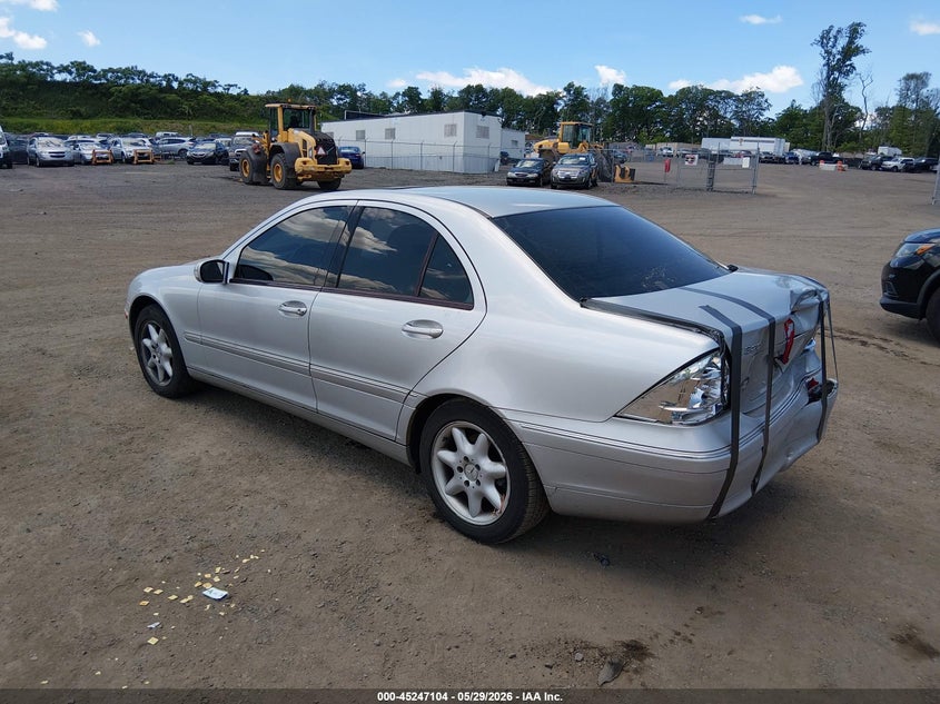 2004 Mercedes-benz C-klasse VIN WDBRF84J54F517917 IAAI salvage auction — REAR END, Salvage (New Jersey), sold $400 on 2026-07-23 (photo 3)