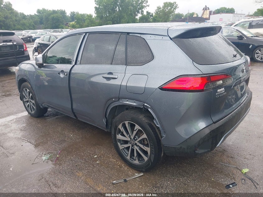 2022 Toyota Corolla cross VIN 7MUDAABG7NV036065 IAAI salvage auction — LEFT & RIGHT, Salvage Title, sold $7,575 on 2026-07-29 (photo 3)