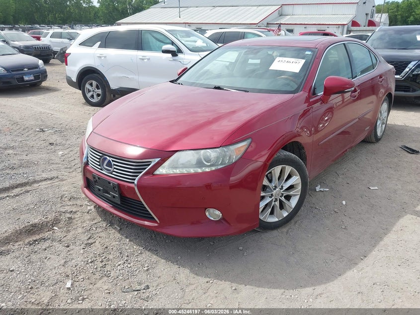2013 Lexus ES VIN JTHBW1GG3D2008702 IAAI salvage auction — HAIL, Salvage (Iowa), sold $2,200 on 2026-07-13 (photo 2)