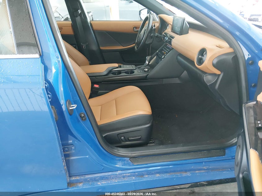 2023 Lexus Is VIN JTHBZ1B26P5066194 IAAI salvage auction — RIGHT REAR, Salvage Title, sold $21,950 on 2026-07-22 (photo 5)