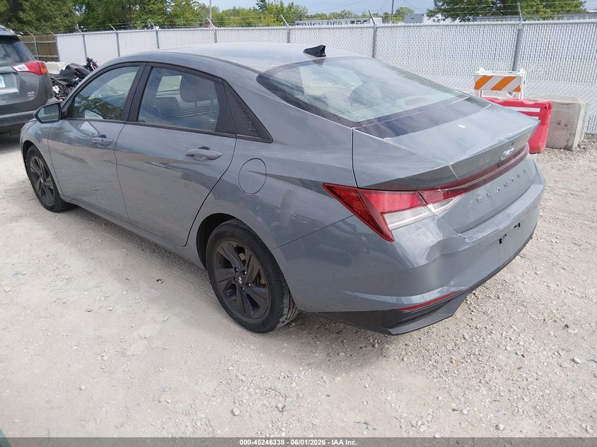 2022 Hyundai Elantra VIN KMHLM4AGXNU243797 IAAI salvage auction — FRONT END, Salvage (Illinois), sold $4,200 on 2026-07-28 (photo 3)