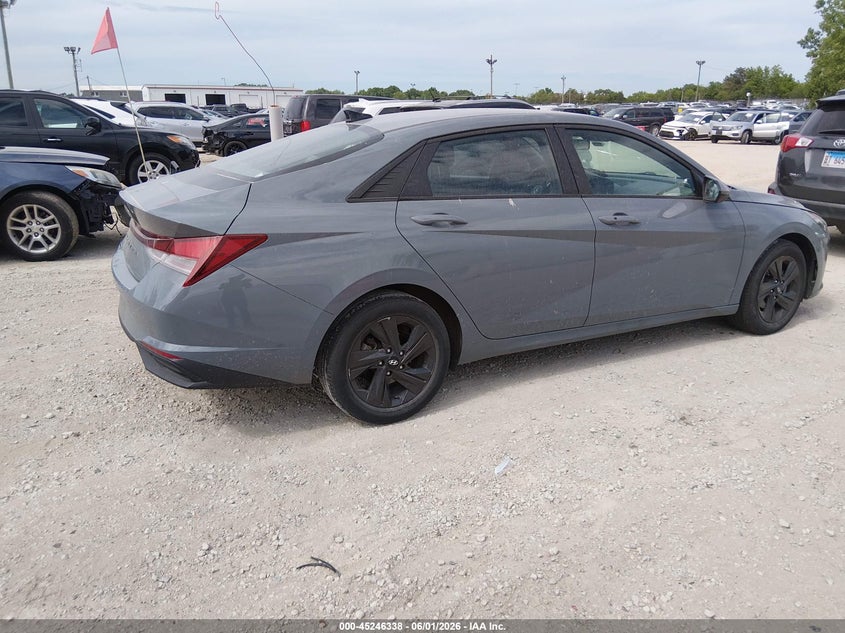 2022 Hyundai Elantra VIN KMHLM4AGXNU243797 IAAI salvage auction — FRONT END, Salvage (Illinois), sold $4,200 on 2026-07-28 (photo 4)