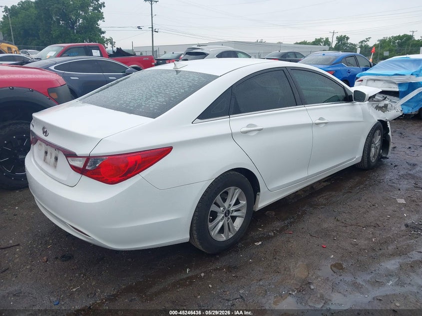 2013 Hyundai Sonata VIN 5NPEB4AC0DH549660 IAAI salvage auction — RIGHT FRONT, Salvage Title, sold $1,100 on 2026-07-30 (photo 4)