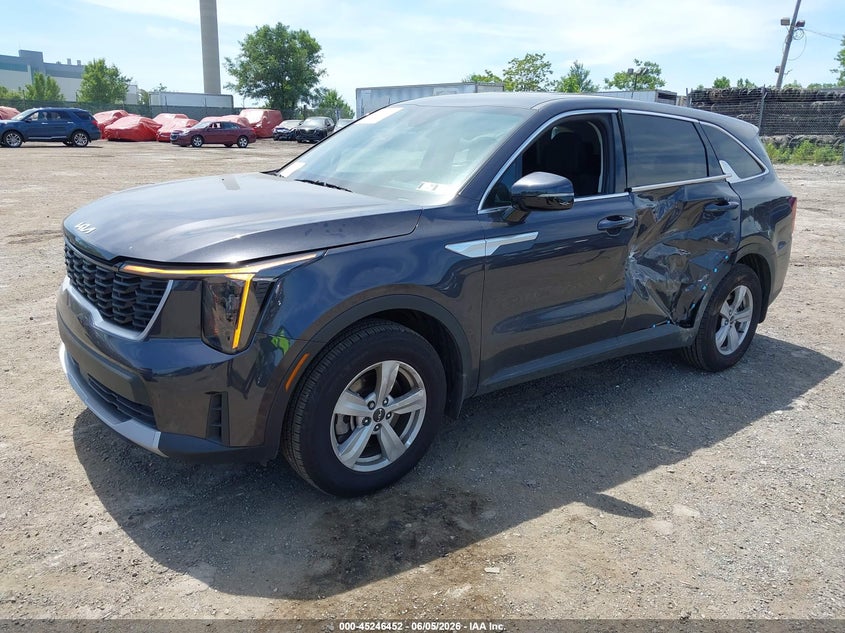 2025 Kia Sorento VIN 5XYRG4JC5SG382980 IAAI salvage auction — SIDE, Salvage (Pennsylvania), sold $10,900 on 2026-07-31 (photo 2)