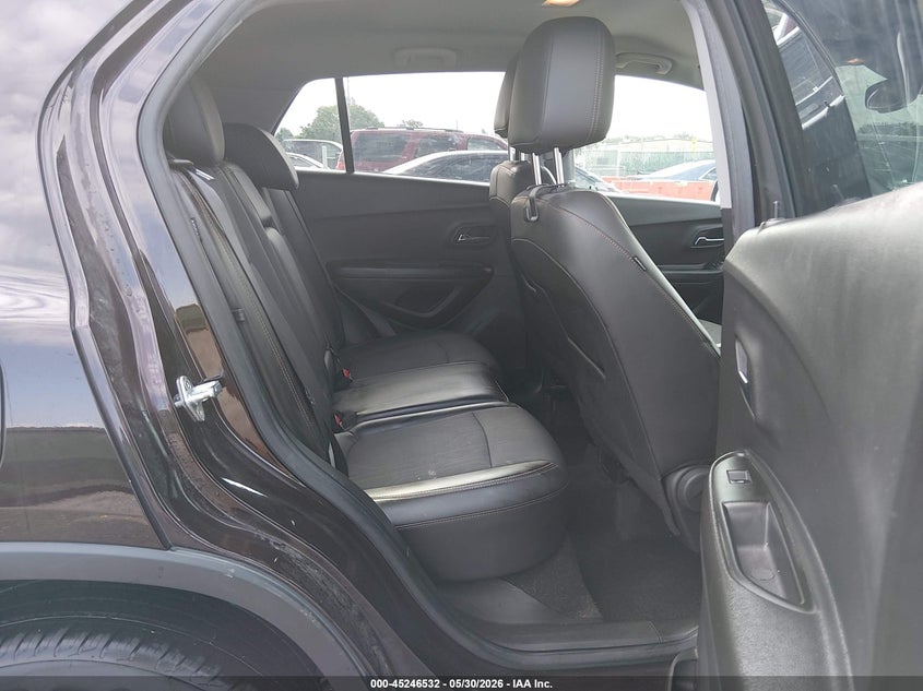 2022 Chevrolet Trax VIN KL7CJPSM7NB562943 IAAI salvage auction — HAIL, Salvage Title, sold $1,800 on 2026-07-24 (photo 8)