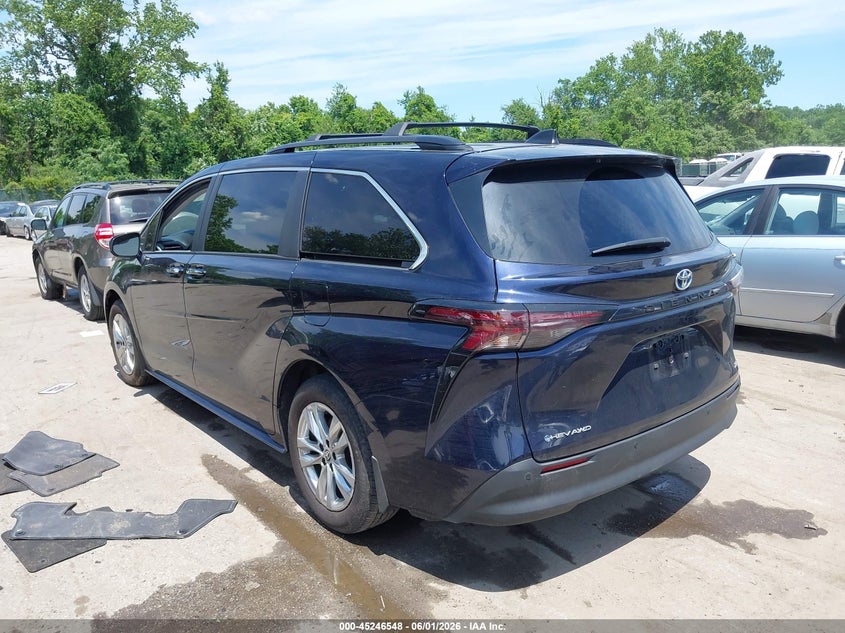 2025 Toyota Sienna VIN 5TDJSKFC3SS155153 IAAI salvage auction — RIGHT SIDE, Salvage Title, sold $19,200 on 2026-07-23 (photo 3)