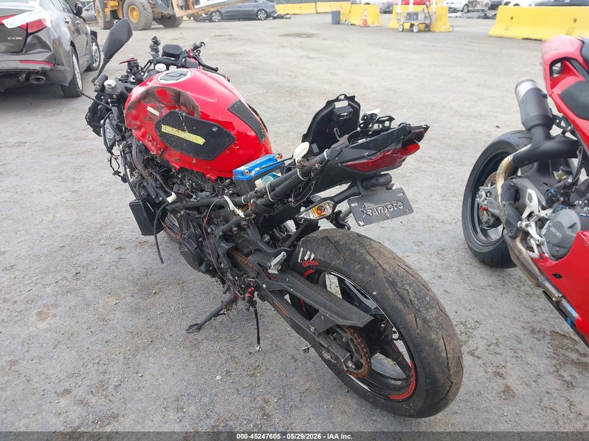 2021 Kawasaki Ex VIN JKAEXKG11MDAA1094 IAAI salvage auction — FRONT & REAR, Salvage Title, sold $350 on 2026-07-09 (photo 3)