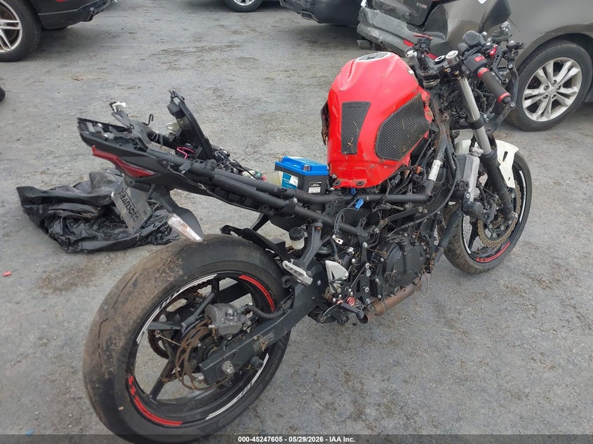 2021 Kawasaki Ex VIN JKAEXKG11MDAA1094 IAAI salvage auction — FRONT & REAR, Salvage Title, sold $350 on 2026-07-09 (photo 4)