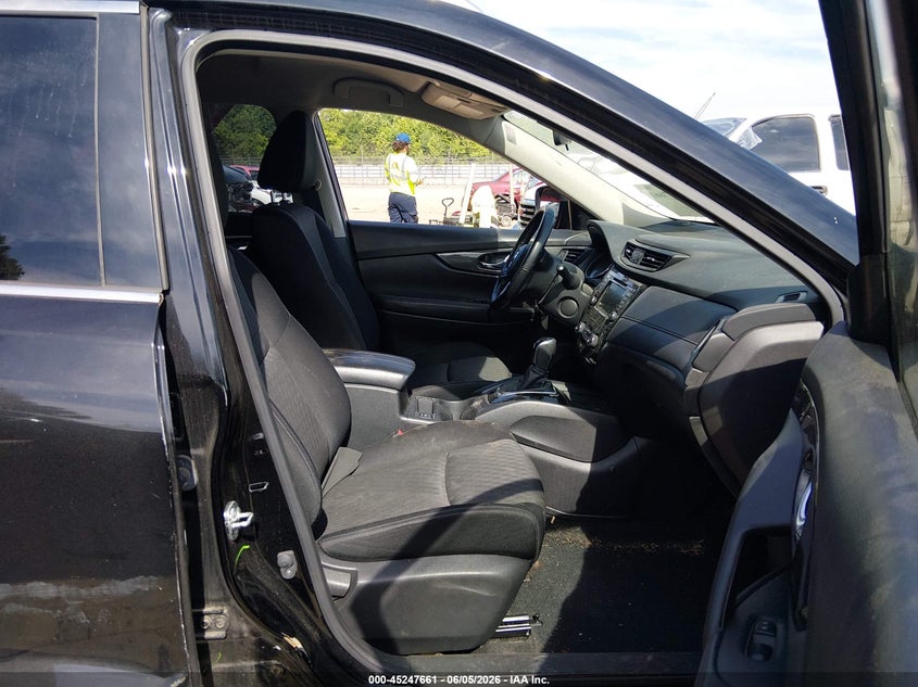 2020 Nissan Rogue VIN JN8AT2MT3LW038615 IAAI salvage auction — RIGHT SIDE, Salvage Title, sold $2,550 on 2026-07-15 (photo 5)
