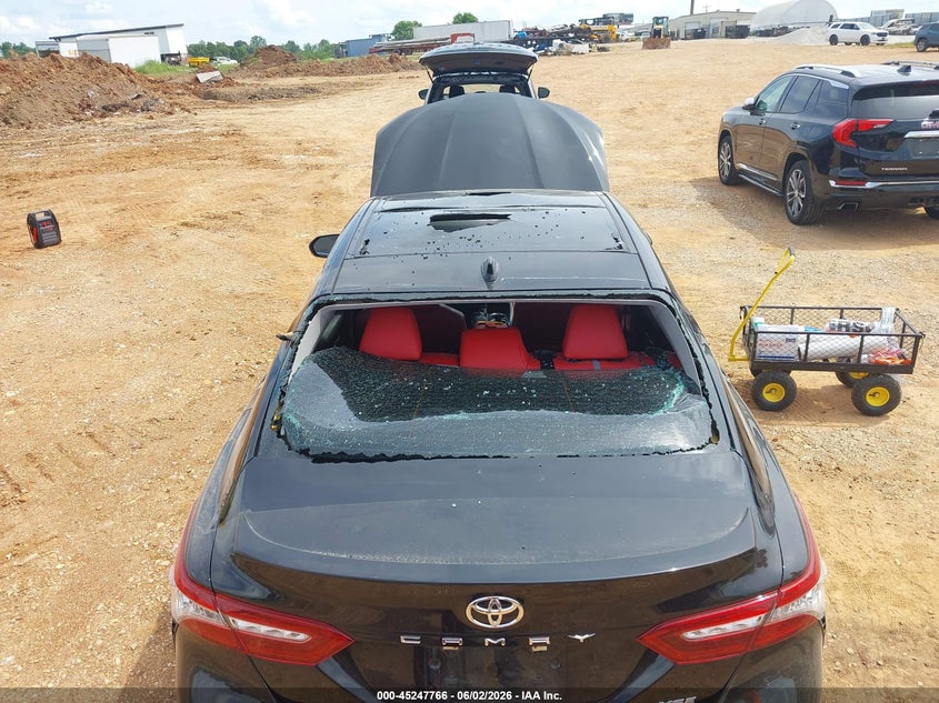 2018 Toyota Camry VIN 4T1BZ1HK8JU010694 IAAI salvage auction — HAIL, Salvage Title, sold $9,000 on 2026-08-03 (photo 6)
