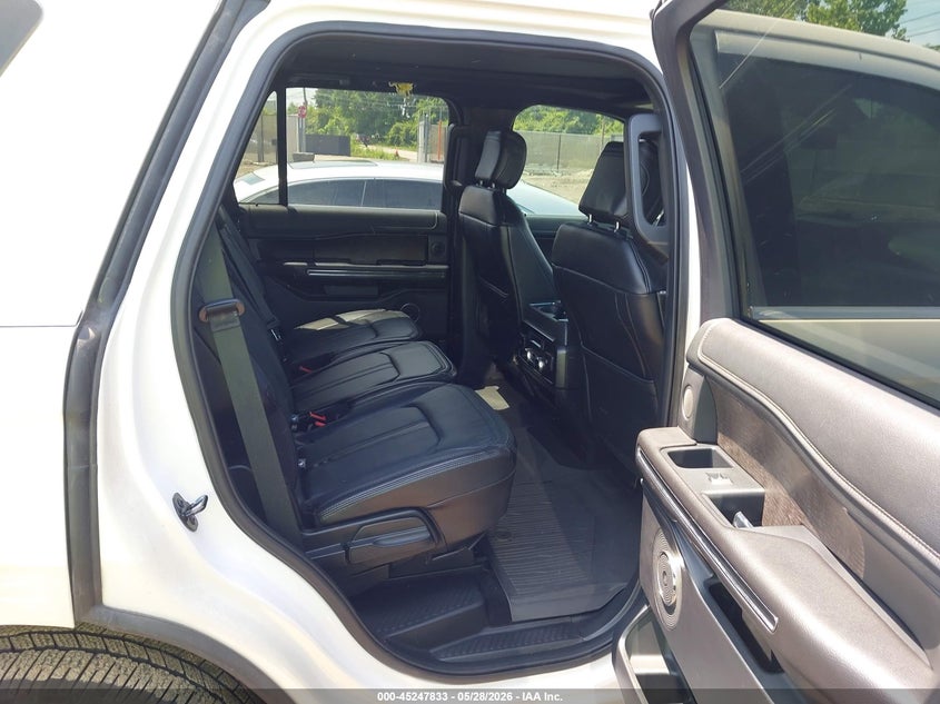 2018 Ford Expedition VIN 1FMJU2AT3JEA48248 IAAI salvage auction — NORMAL WEAR, Original (Ohio), sold $10,200 on 2026-07-04 (photo 8)