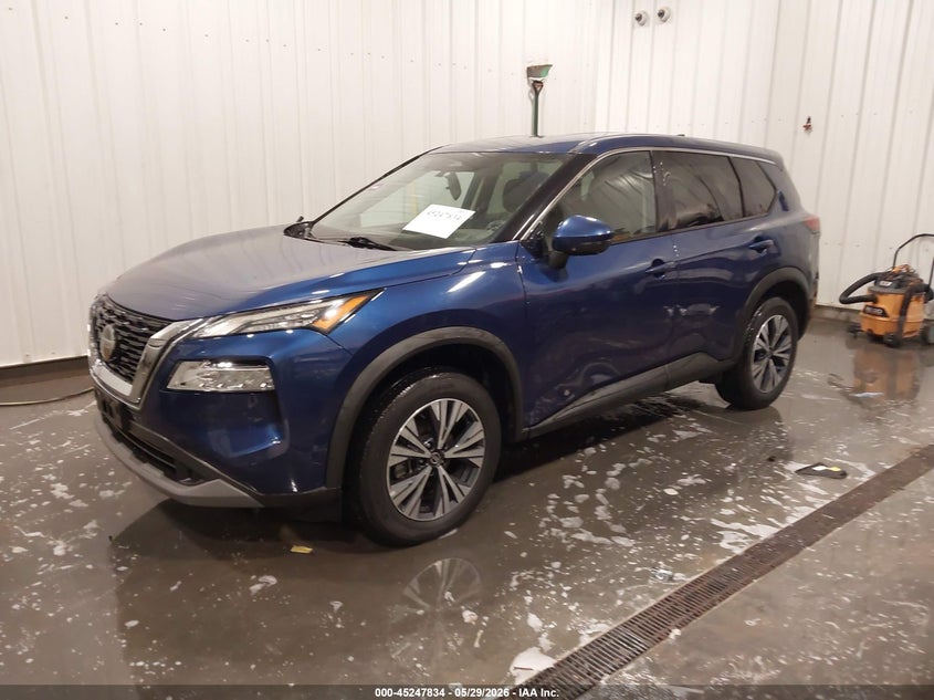 2021 Nissan Rogue VIN 5N1AT3BBXMC791780 IAAI salvage auction — HAIL, Salvage Title, sold $7,800 on 2026-07-30 (photo 2)