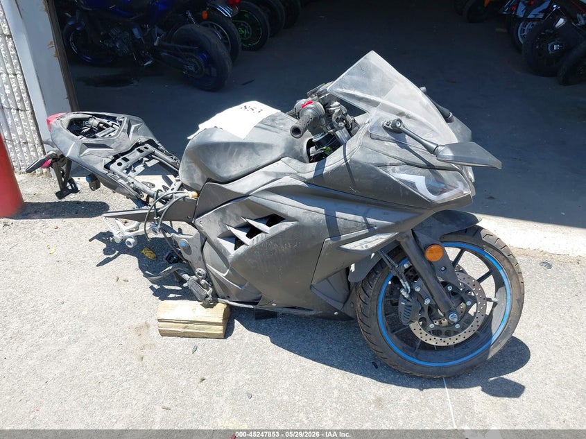 2023 Yongfu Yongfu VIN LL0TDNPE9PY066077 IAAI salvage auction — STRIPPED, Mv-907A (New York), sold $400 on 2026-07-21 (photo 5)