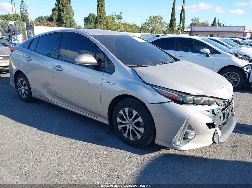 2019 Toyota Prius VIN JTDKARFP7K3114190 IAAI salvage auction — FRONT END, Salvage Title, sold $7,900 on 2026-07-16 (photo 1)