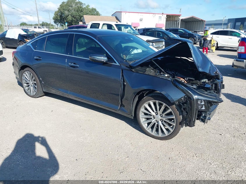 2025 Cadillac Ct5 VIN 1G6DN5RK0S0117698 IAAI salvage auction — FRONT END, Salvage Title, sold $10,500 on 2026-07-09 (photo 1)
