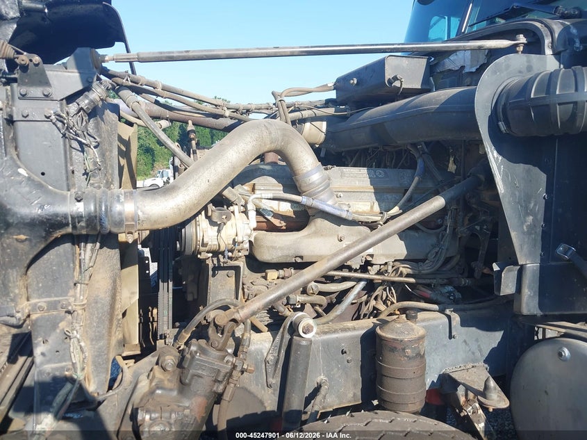 1996 Western star/auto car Conventional VIN 2WKPDCXH8TK941958 IAAI salvage auction — Unknown, Salvage (North Carolina), sold $13,600 on 2026-08-19 (photo 9)
