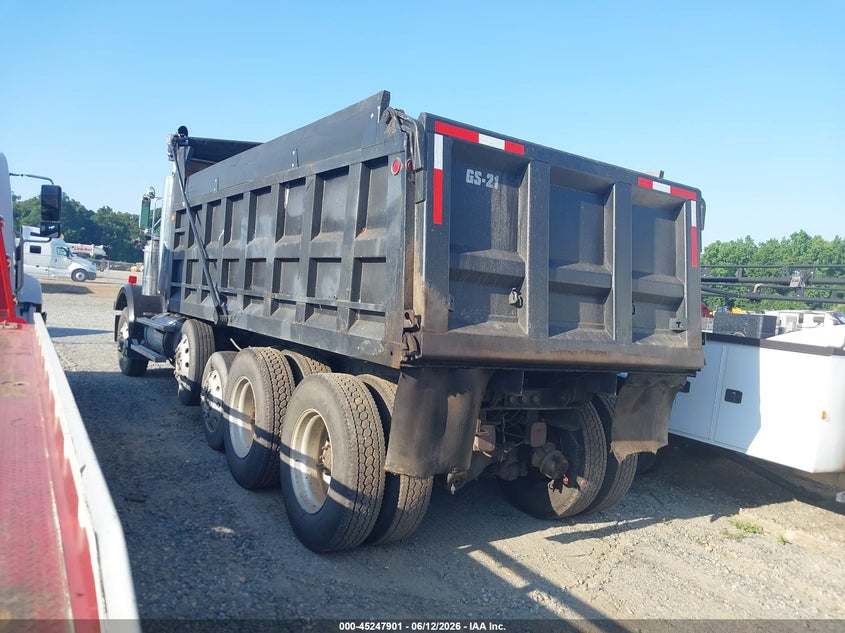 1996 Western star/auto car Conventional VIN 2WKPDCXH8TK941958 IAAI salvage auction — Unknown, Salvage (North Carolina), sold $600 on 2026-07-29 (photo 3)