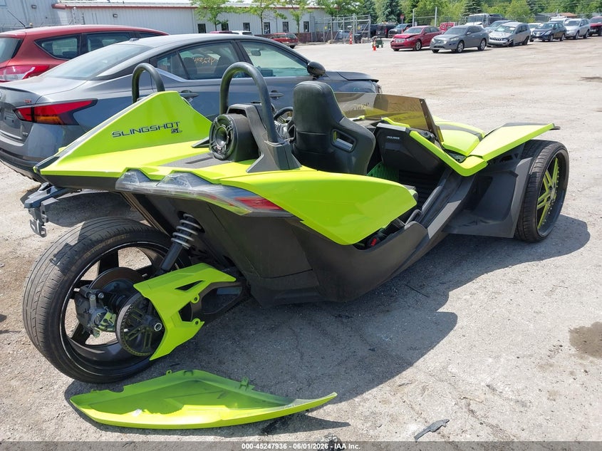 2023 Polaris Slingshot VIN 57XAAPHD2P8156268 IAAI salvage auction — ALL OVER, Salvage (Michigan), sold $8,150 on 2026-07-15 (photo 4)