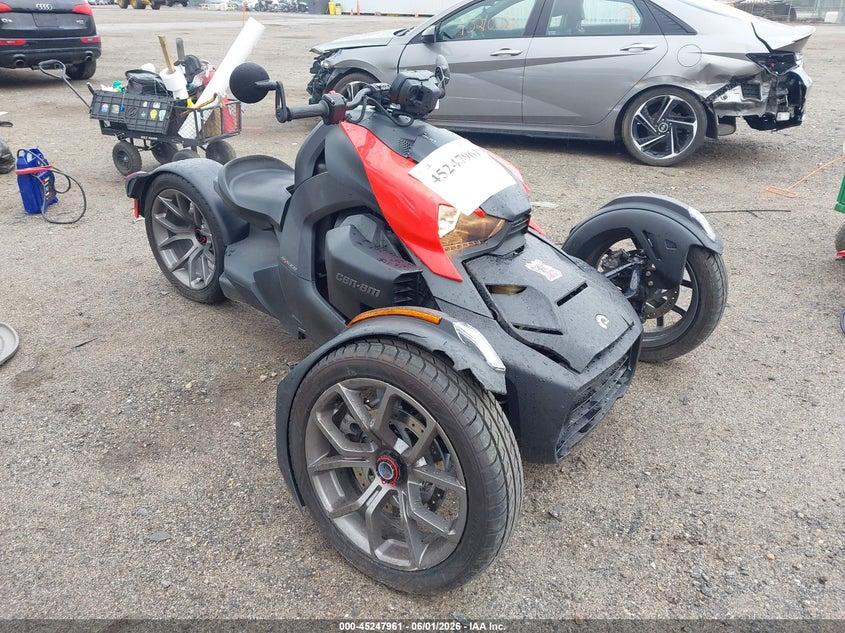 2023 Can-am/ brp Ryker VIN 3JB2FEG40PJ000332 IAAI salvage auction — RIGHT FRONT, Salvage Title, sold $3,100 on 2026-08-18 (photo 1)