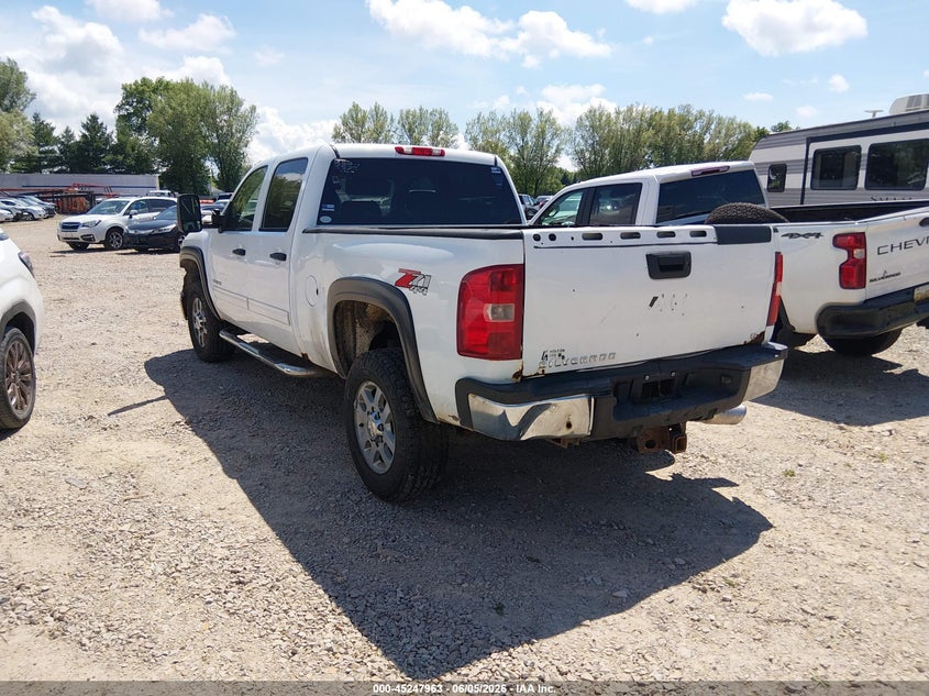 2011 Chevrolet Silverado VIN 1GC4K0C82BF145229 IAAI salvage auction — FRONT END, Clear (Wisconsin), sold $25 on 2026-07-06 (photo 3)