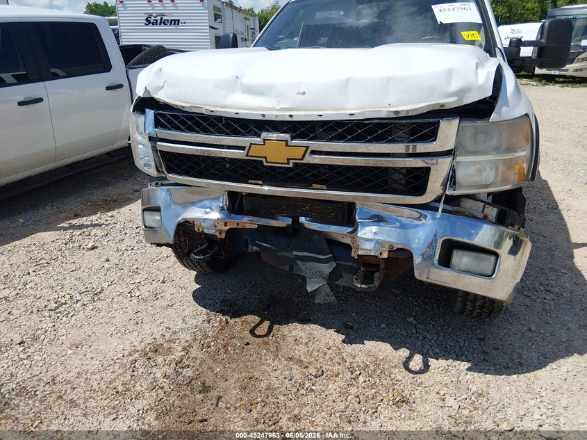 2011 Chevrolet Silverado VIN 1GC4K0C82BF145229 IAAI salvage auction — FRONT END, Clear (Wisconsin), sold $25 on 2026-07-06 (photo 6)