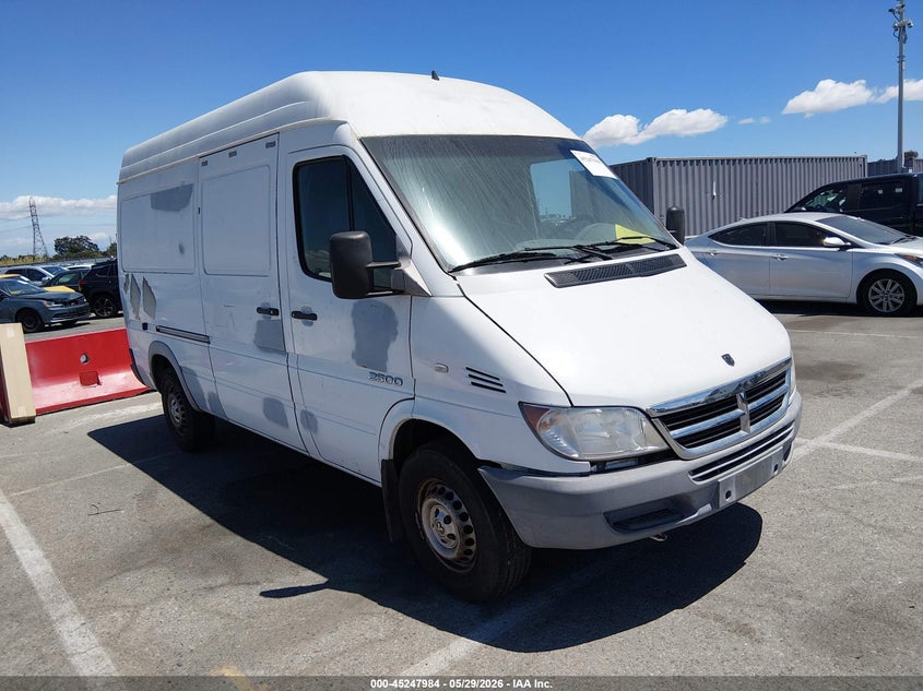 2005 Dodge Sprinter VIN WD2PD644255734103 IAAI salvage auction — UNKNOWN, Clear - Dealer Only (California), sold $350 on 2026-07-09 (photo 1)