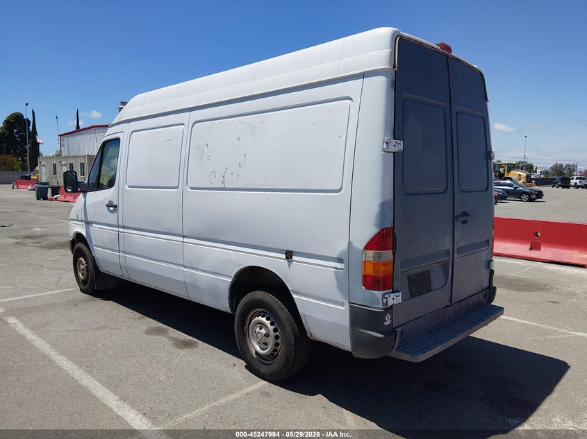 2005 Dodge Sprinter VIN WD2PD644255734103 IAAI salvage auction — UNKNOWN, Clear - Dealer Only (California), sold $350 on 2026-07-09 (photo 3)