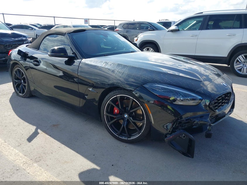 2025 BMW Z4 VIN WBAHF9C03SWY46783 IAAI salvage auction — FRONT END, Salvage Title, sold $18,600 on 2026-07-27 (photo 1)