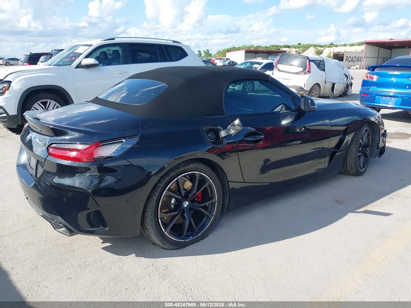 2025 BMW Z4 VIN WBAHF9C03SWY46783 IAAI salvage auction — FRONT END, Salvage Title, sold $18,600 on 2026-07-27 (photo 4)