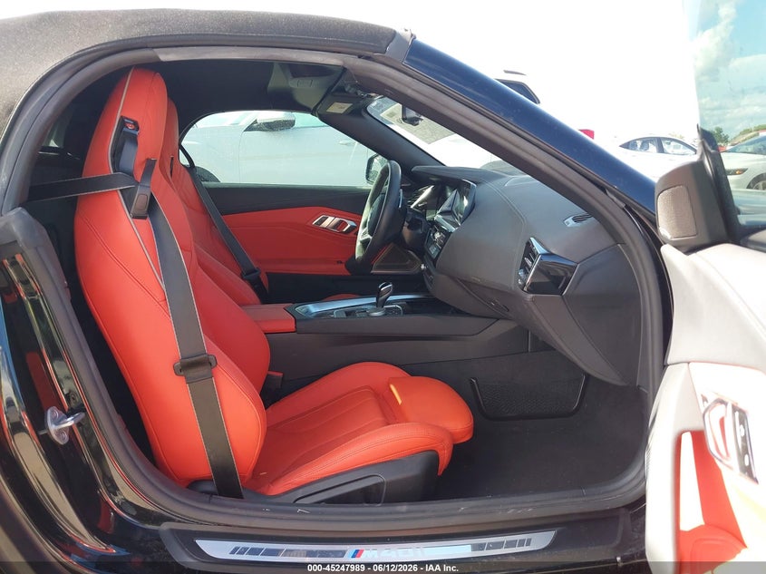 2025 BMW Z4 VIN WBAHF9C03SWY46783 IAAI salvage auction — FRONT END, Salvage Title, sold $18,600 on 2026-07-27 (photo 5)