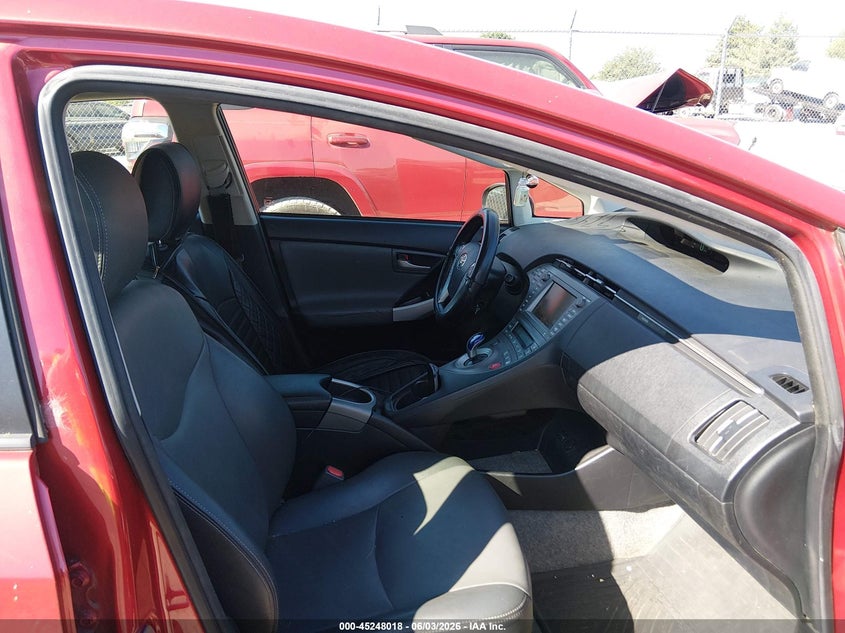 2014 Toyota Prius VIN JTDKN3DU3E1741043 IAAI salvage auction — NORMAL WEAR, Salvage Title, sold $1,600 on 2026-07-06 (photo 5)