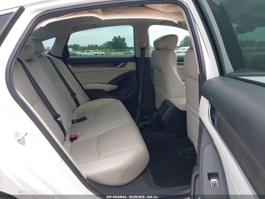 2018 Honda Accord VIN 1HGCV1F5XJA062087 IAAI salvage auction — RIGHT SIDE, Salvage Title, sold $5,200 on 2026-07-23 (photo 8)