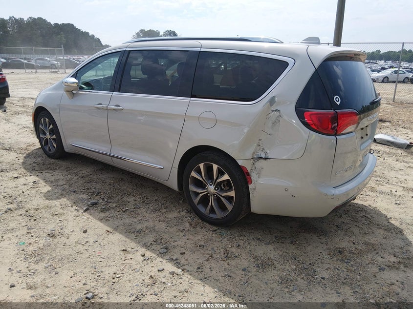 2017 Chrysler Pacifica VIN 2C4RC1GG5HR553798 IAAI salvage auction — REAR END, Salvage Title, sold $2,850 on 2026-07-11 (photo 3)