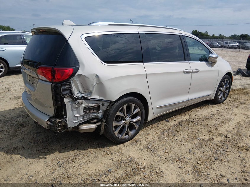 2017 Chrysler Pacifica VIN 2C4RC1GG5HR553798 IAAI salvage auction — REAR END, Salvage Title, sold $2,850 on 2026-07-11 (photo 4)