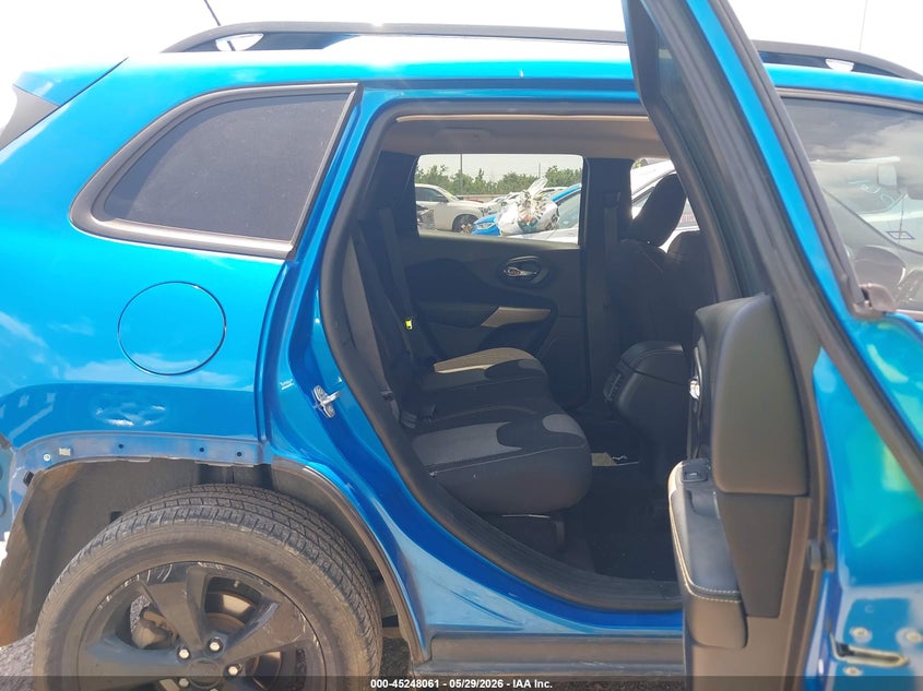 2018 Jeep Cherokee VIN 1C4PJLCB6JD561971 IAAI salvage auction — REAR END, Salvage Title, sold $1,200 on 2026-07-10 (photo 8)
