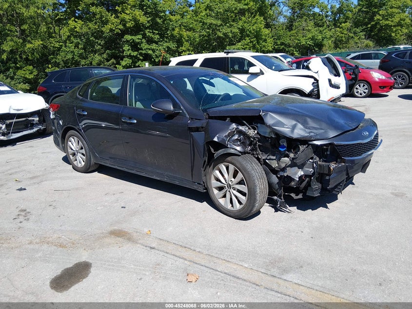 2017 Kia Optima VIN 5XXGT4L33HG123773 IAAI salvage auction — FRONT END, Salvage (Kentucky), sold $250 on 2026-07-29 (photo 1)