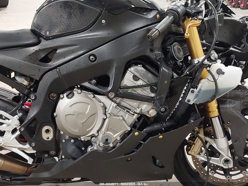 2016 BMW S 1000 VIN WB10D2109GZ354584 IAAI salvage auction — FRONT END, Salvage Title, sold $3,800 on 2026-07-07 (photo 8)